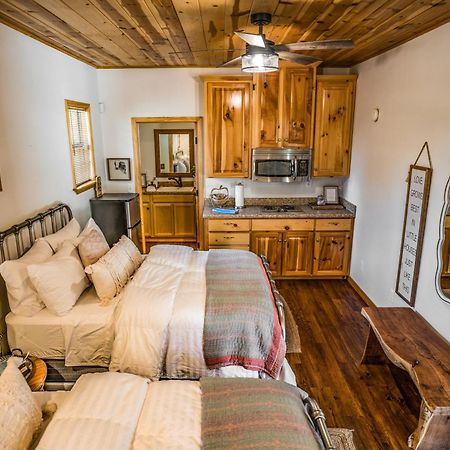 Coppermoon Cabin Броукън Боу Екстериор снимка
